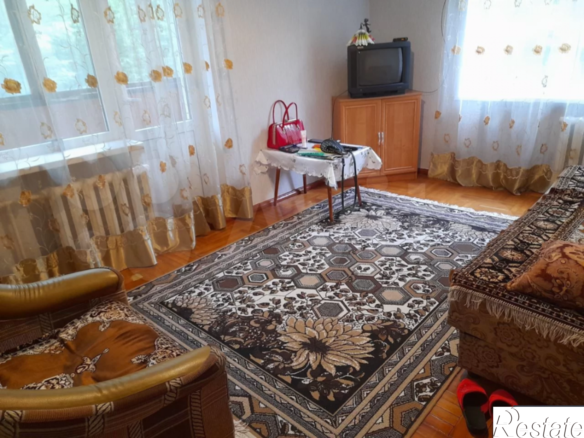 Купить квартиру за 10 000 000 рублей на Либкнехта Карла ул.