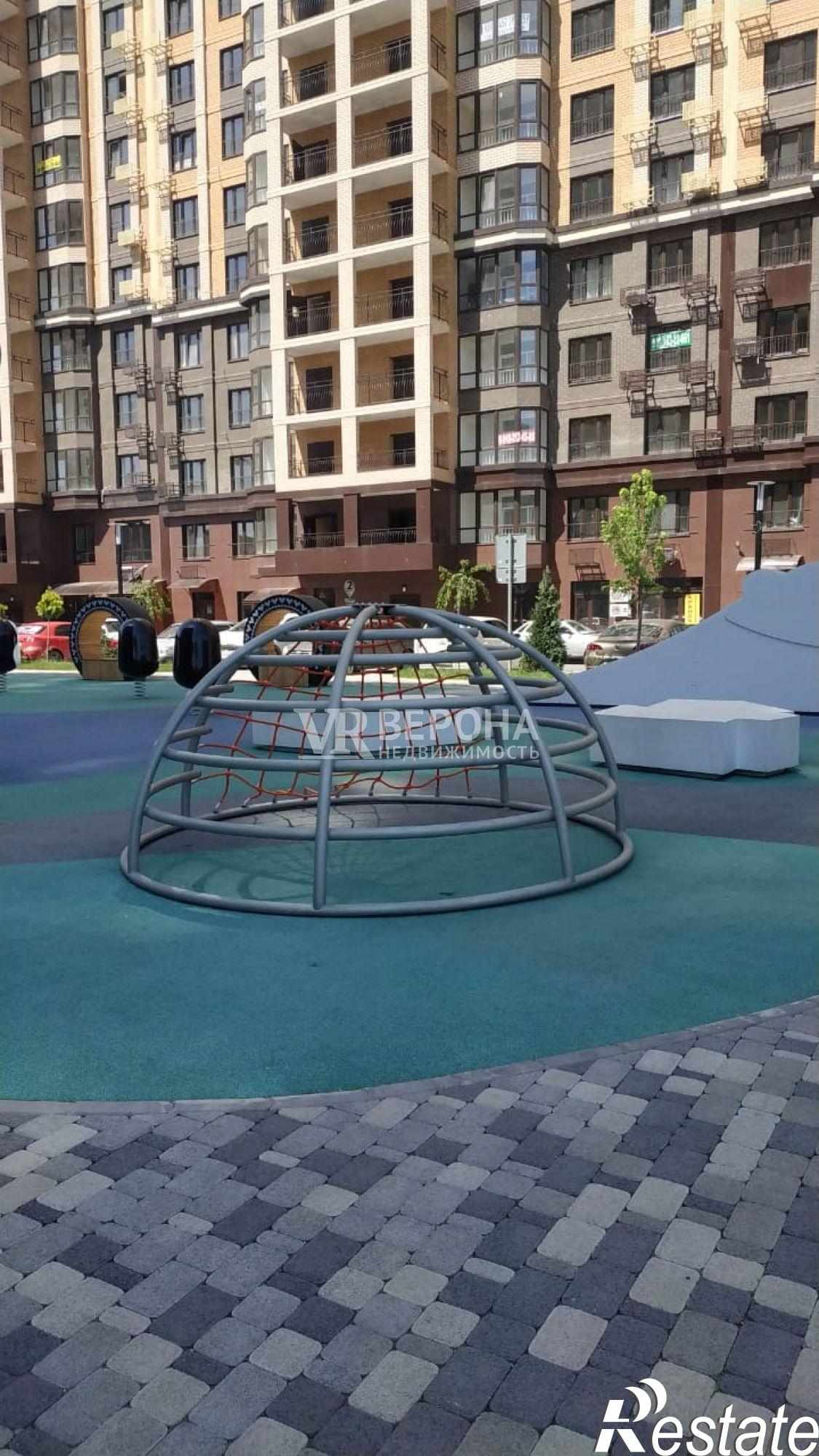 Купить квартиру за 8 300 000 рублей на Конгрессная ул, 27