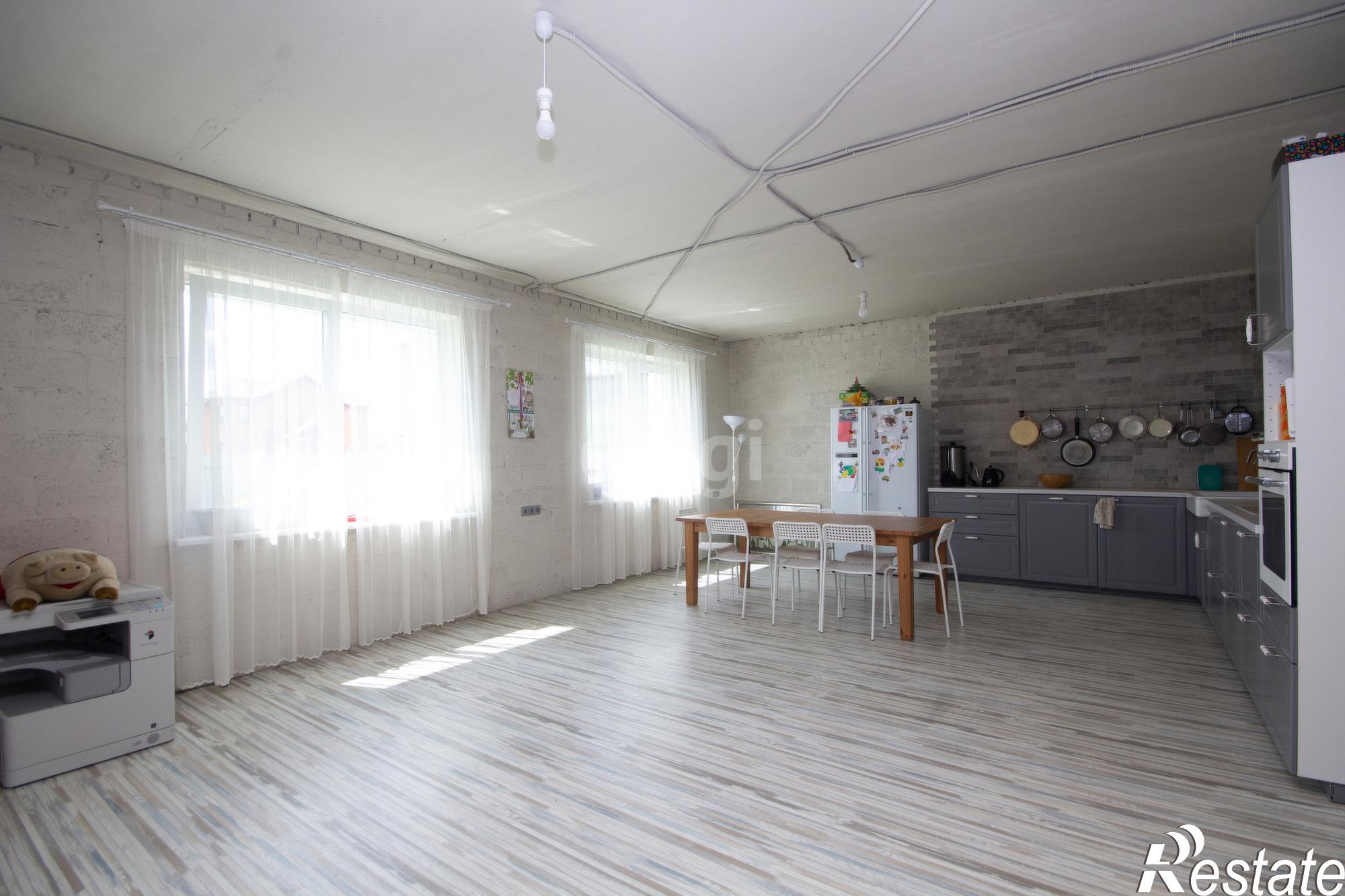 Купить дачу, дом, коттедж за 15 500 000 рублей на Губернский пр.,
