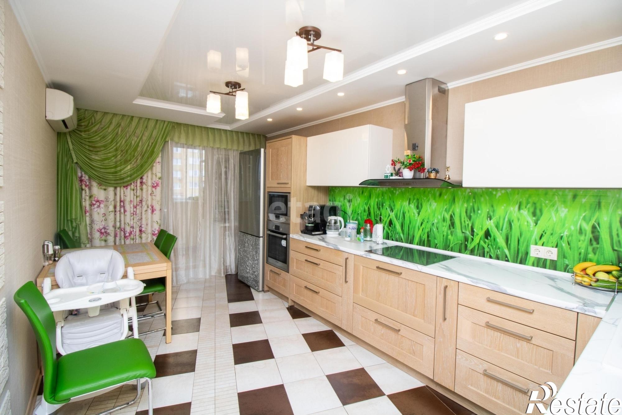Купить квартиру за 12 500 000 рублей на Самарцева, 3