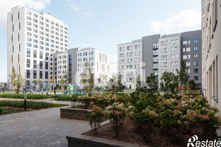 4-комн квартира Газовиков, 36
