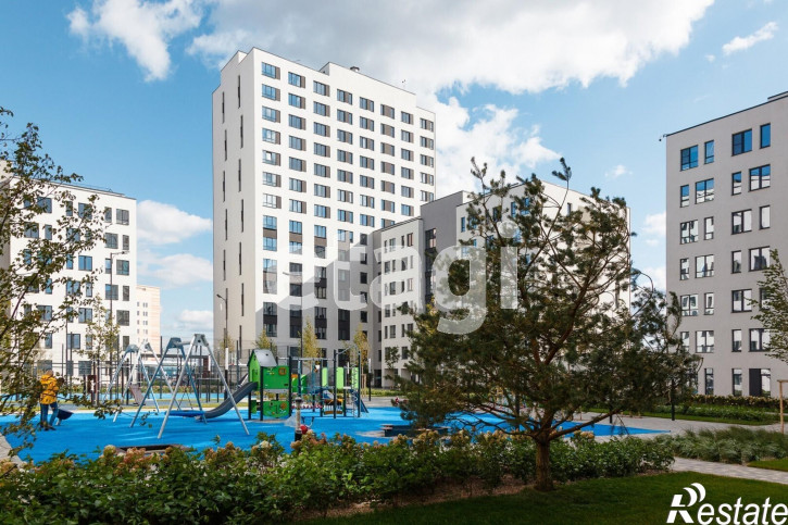 4-комн квартира Газовиков, 36