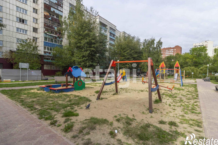 3-комн квартира Олимпийская, 36
