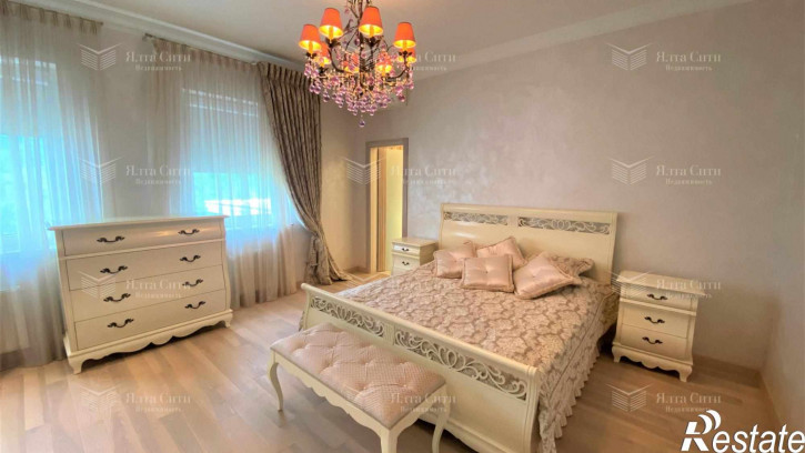4-комн квартира в новом доме Севастопольское ш., 52