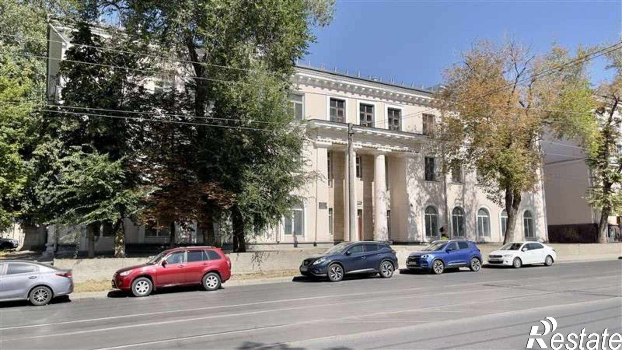 Сдать торговое помещение за 1 300 000 рублей на Красноармейская улица, 122