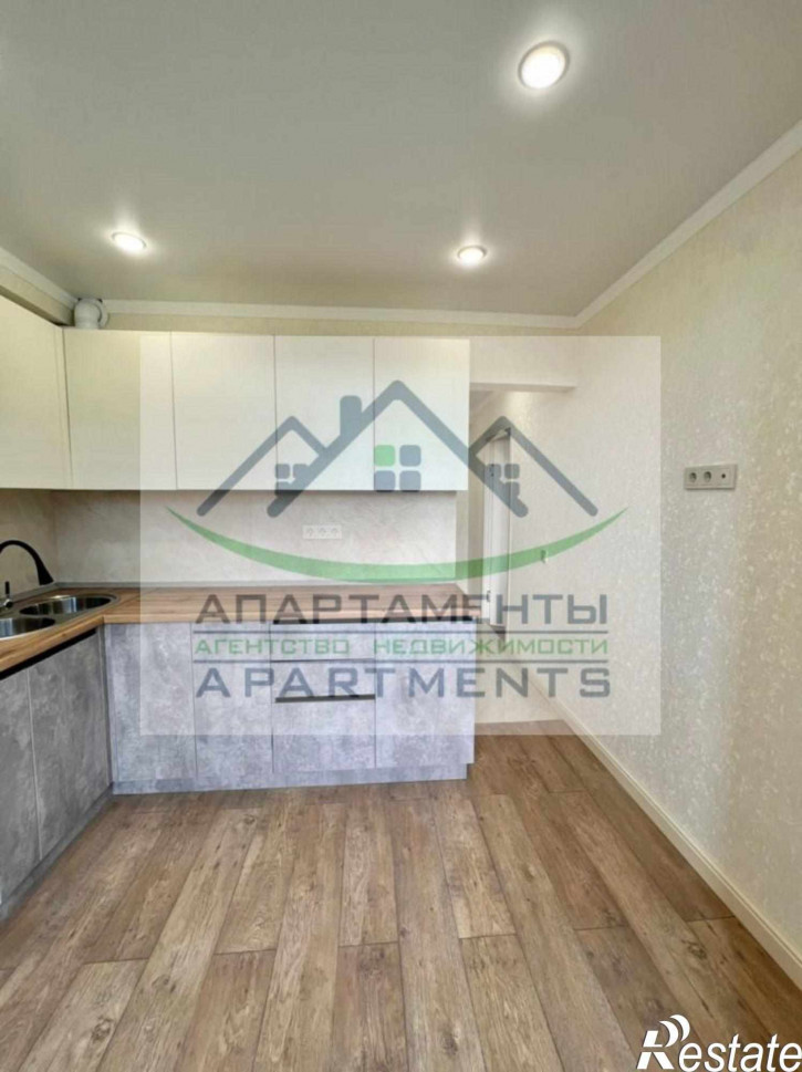 3-комн квартира Калинина пр-кт, 2к2