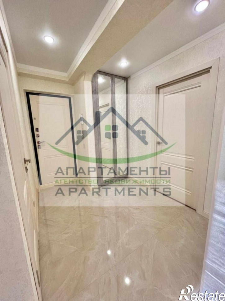 3-комн квартира Калинина пр-кт, 2к2