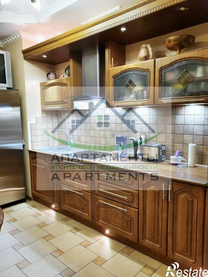 3-комн квартира Нежнова ул, 21к2