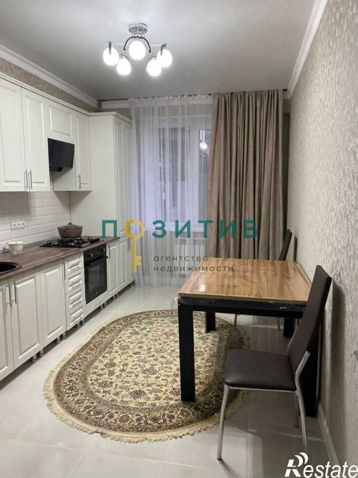2-комн квартира Адмиральского ул, 1а