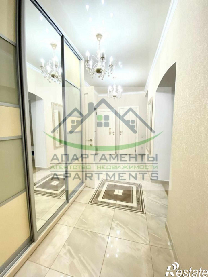 3-комн квартира Нежнова ул, 21к4