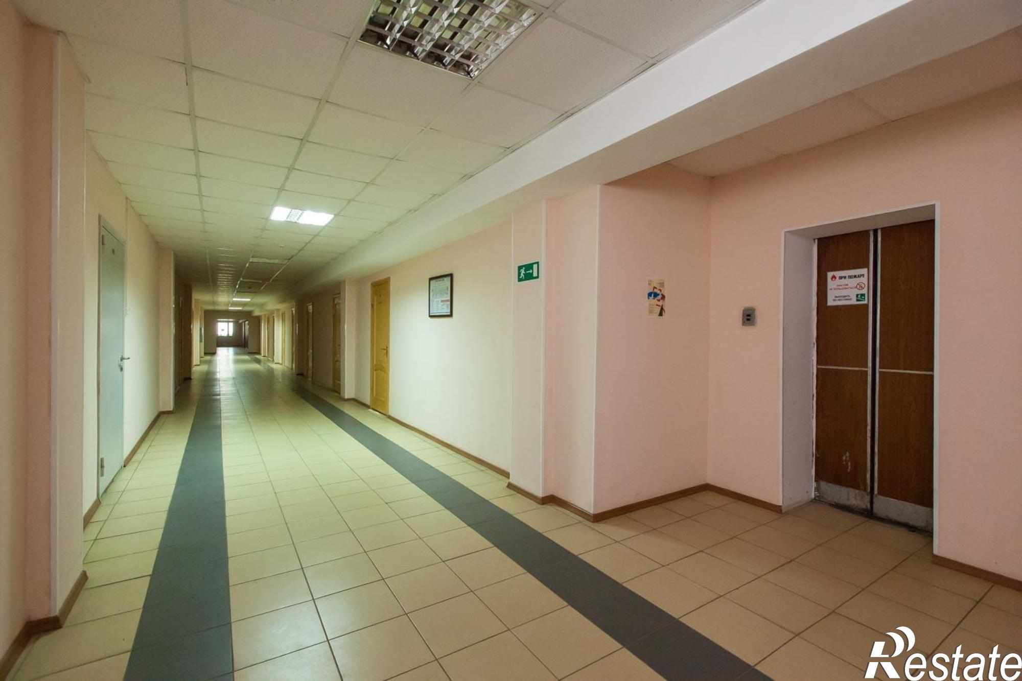 Сдать офис, помещение под офис за 8 200 рублей на Южное шоссе, 24