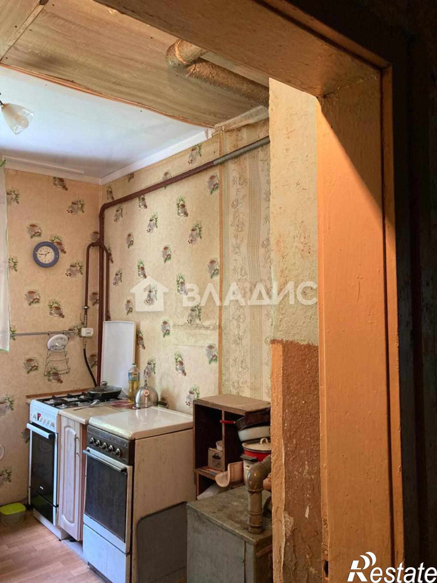 Купить комнату за 1 350 000 рублей на Луганская улица, 26