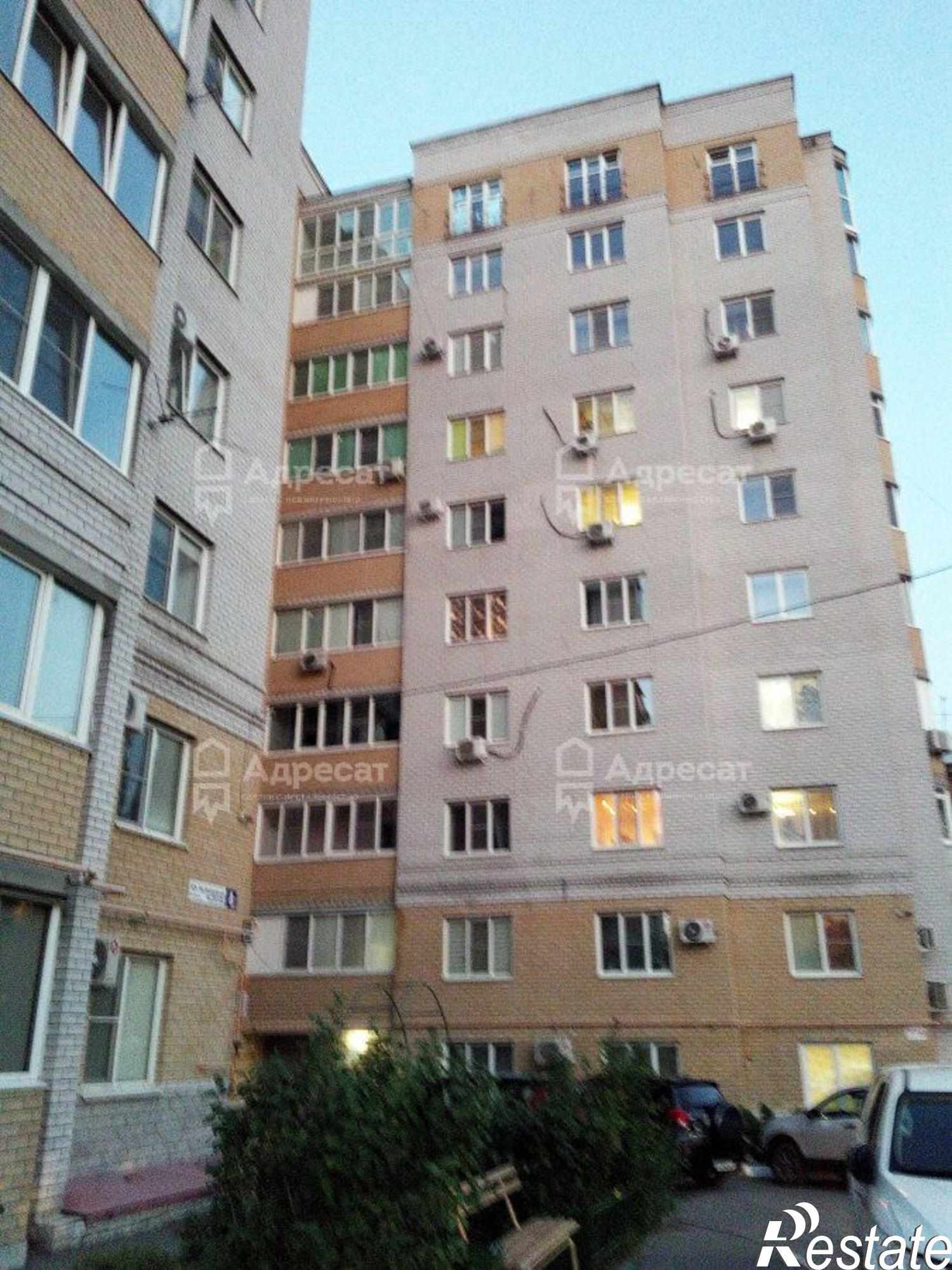 Купить квартиру за 6 500 000 рублей на пер. Аэропортовский,  д.8