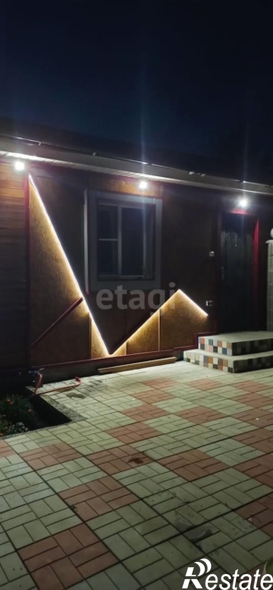Купить дачу, дом, коттедж за 2 900 000 рублей на Array