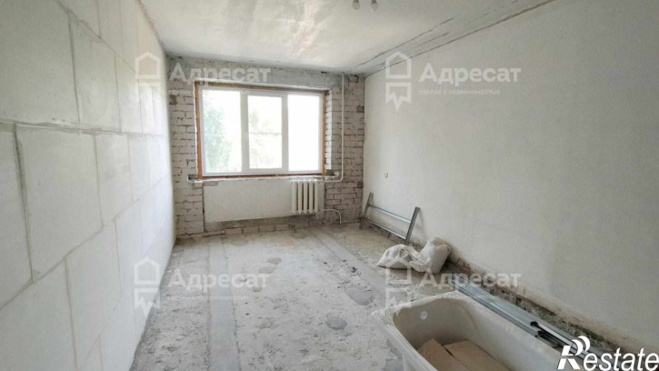 3-комн квартира ул. Быстрова,  д.82