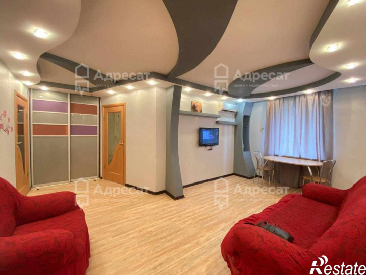 3-комн квартира пр-кт. Героев Сталинграда,  д.35