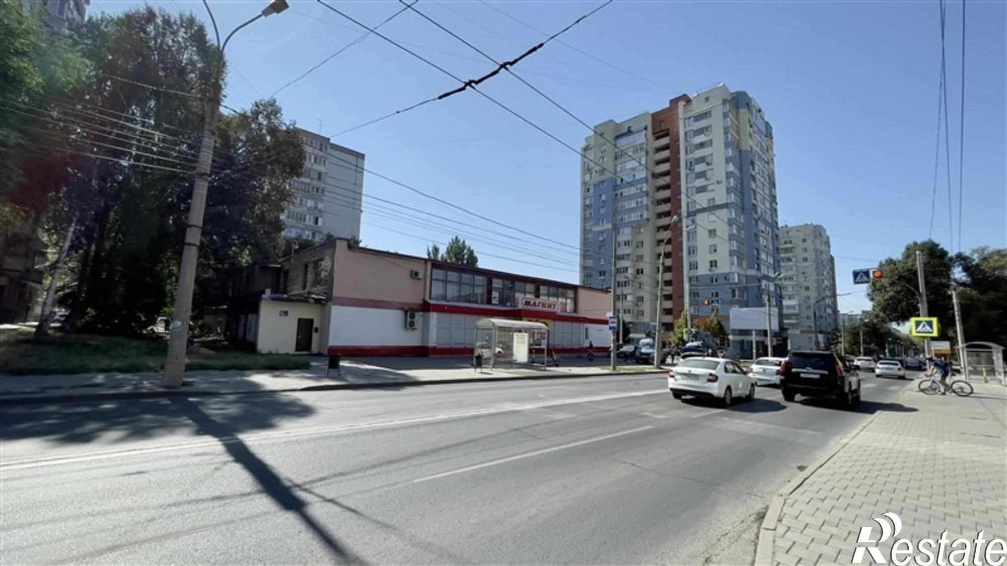 Сдать торговое помещение за 213 000 рублей на Коммунистическая улица, 105