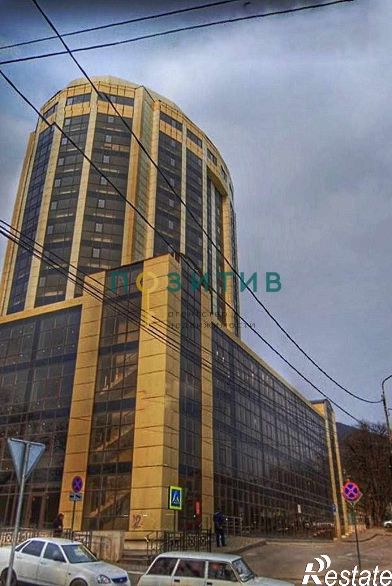 Купить квартиру за 12 500 000 рублей на Пастухова ул, 21