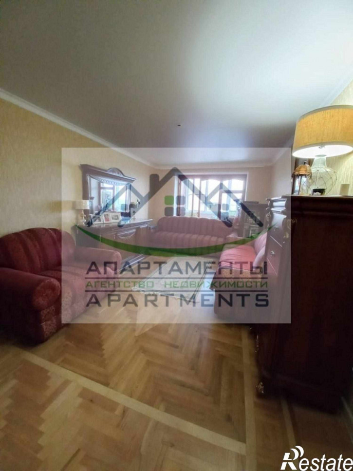 3-комн квартира Ленинградская ул, 21