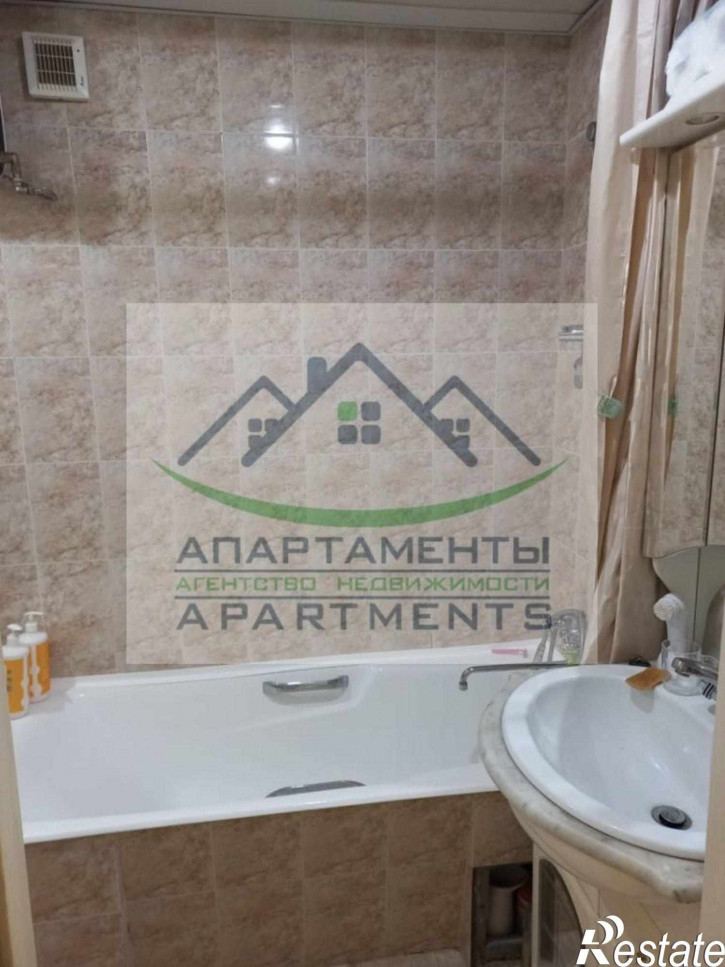 3-комн квартира Ленинградская ул, 21
