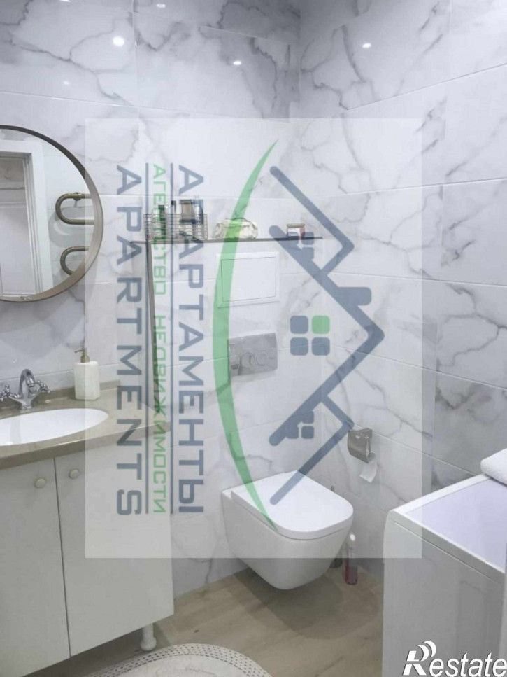 3-комн квартира Булгакова ул, 5