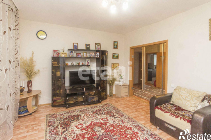 2-комн квартира Источник, 91
