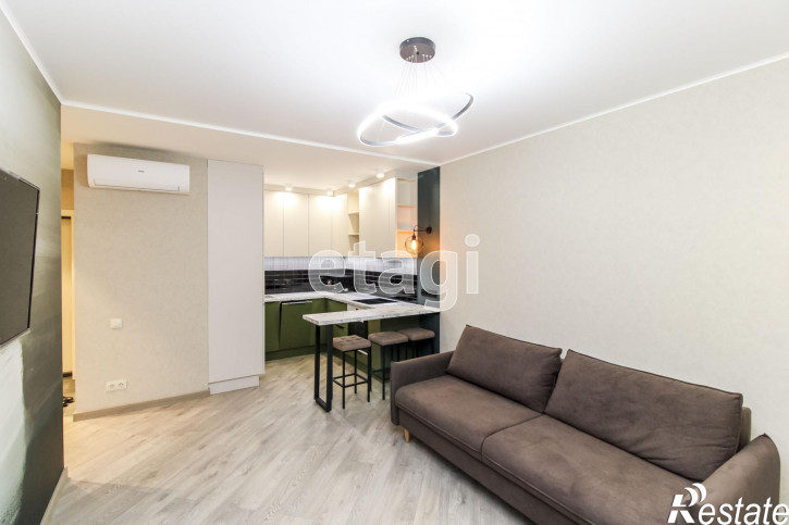 1-комн квартира Газовиков, 73/1