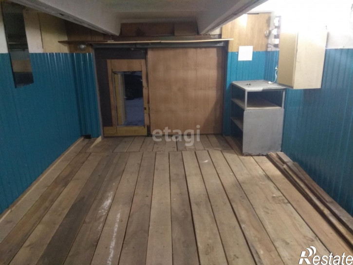 Гараж/парковка Елизарова 19