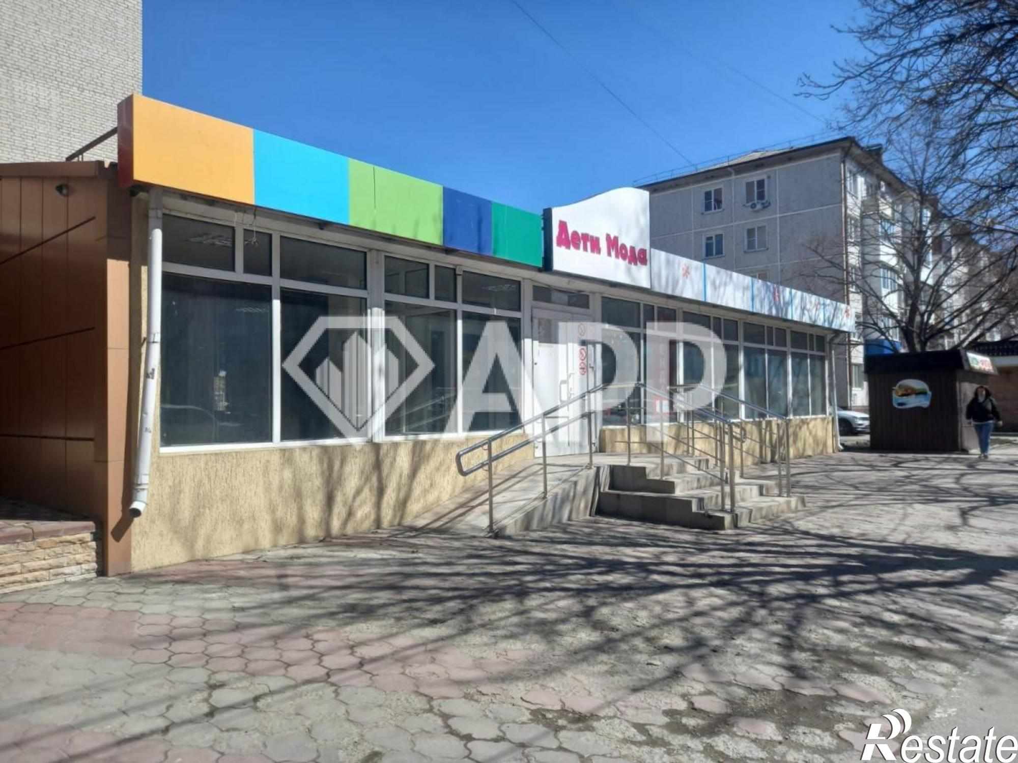Сдать торговое помещение за 135 000 рублей на ул Ефремова, 133