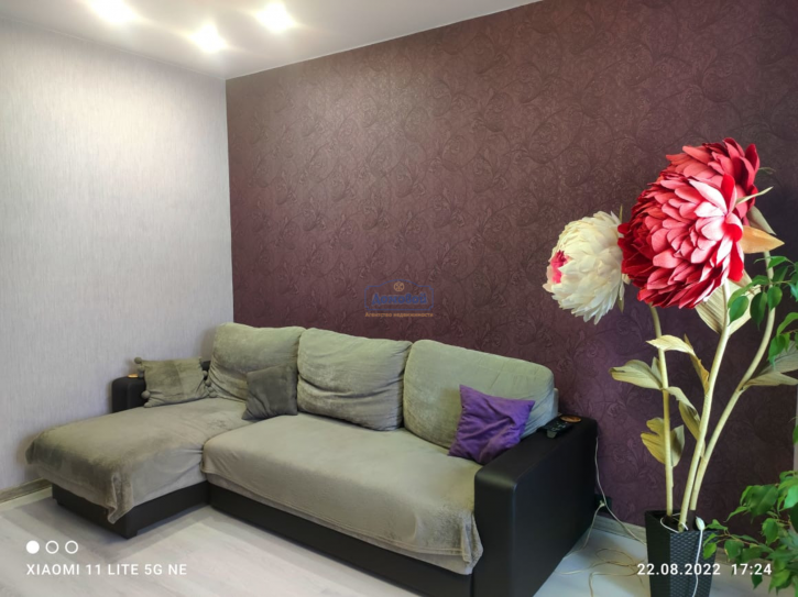 3-комн квартира Фомушина ул., 8к1