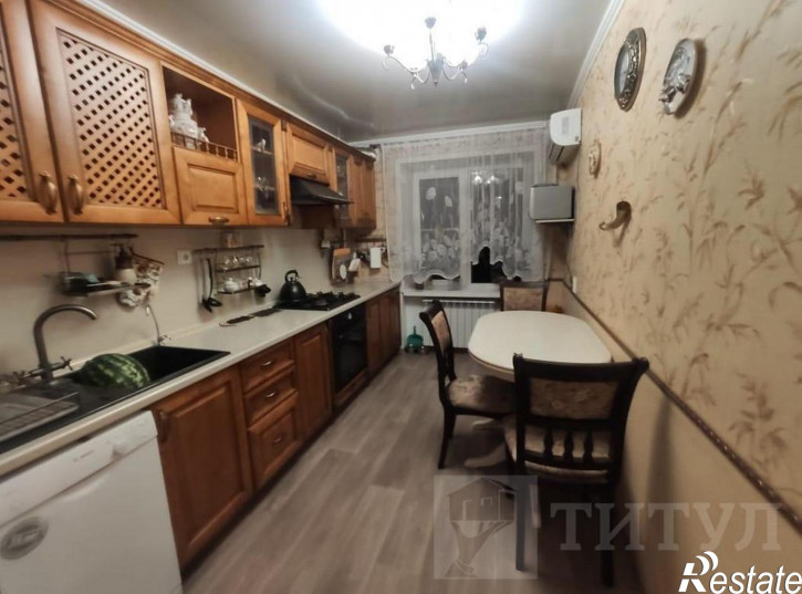 4-комн квартира Каменка, Тракторная