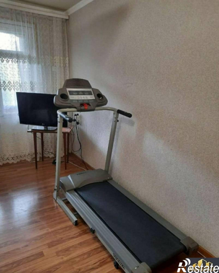 3-комн квартира Островского ул.