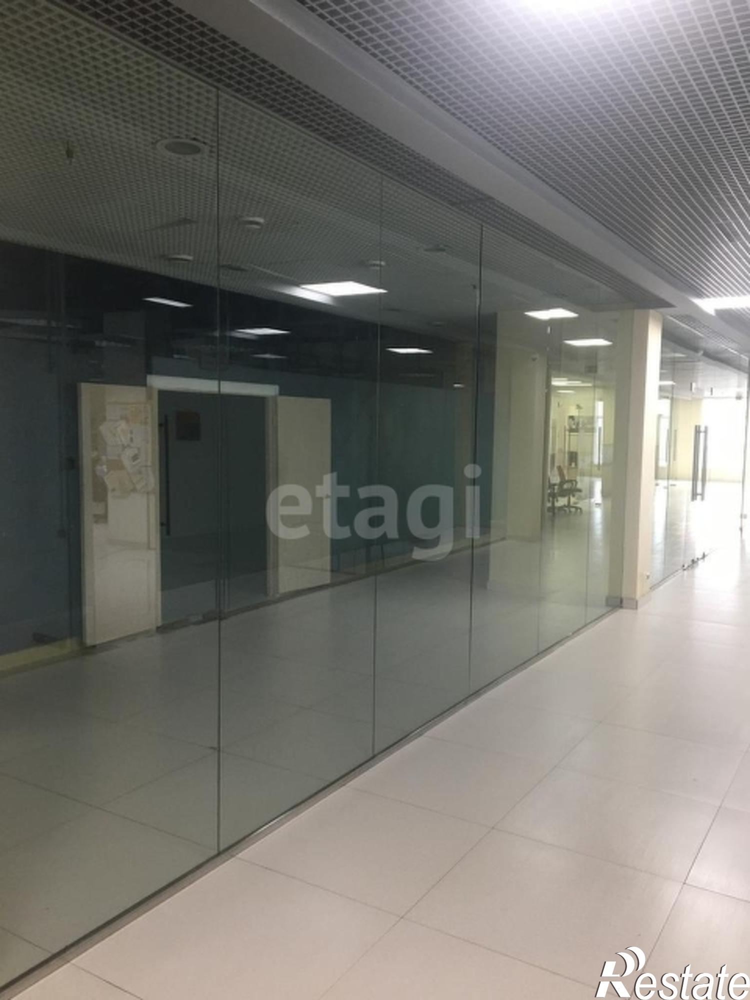 Купить офис, помещение под офис за 11 700 000 рублей на улица Молокова