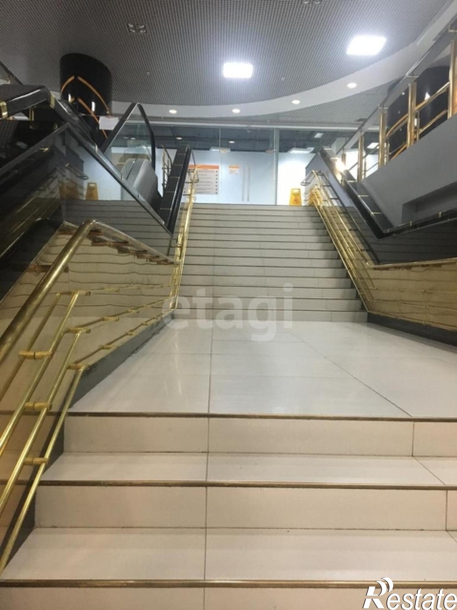 Купить офис, помещение под офис за 11 700 000 рублей на улица Молокова