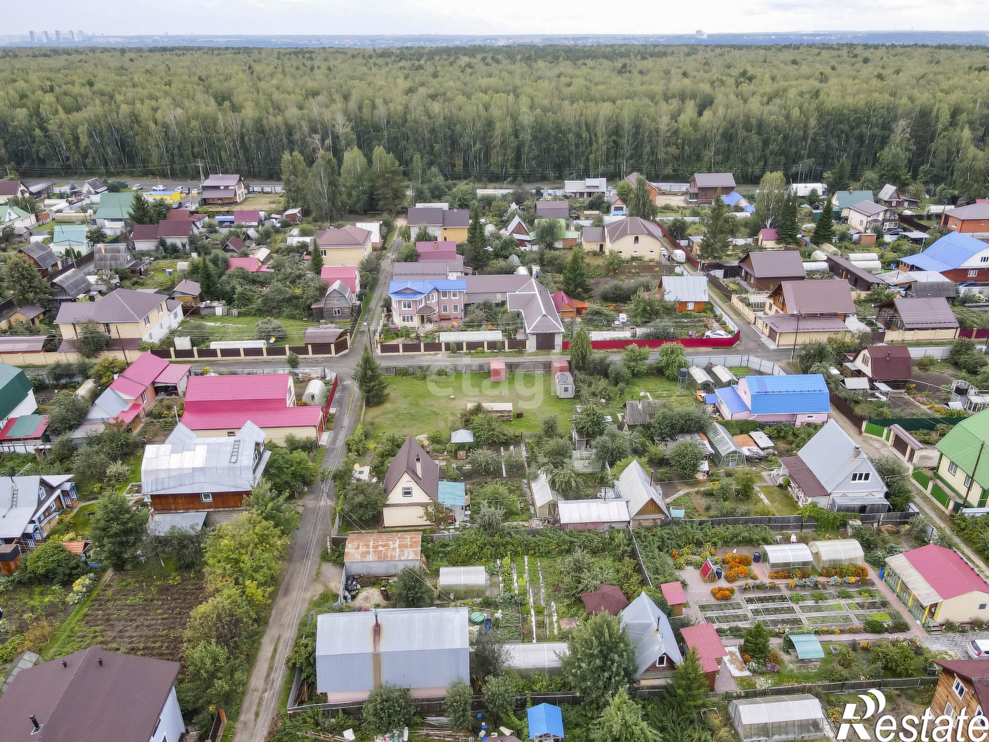Купить дачу, дом, коттедж за 5 050 000 рублей на Морковная,