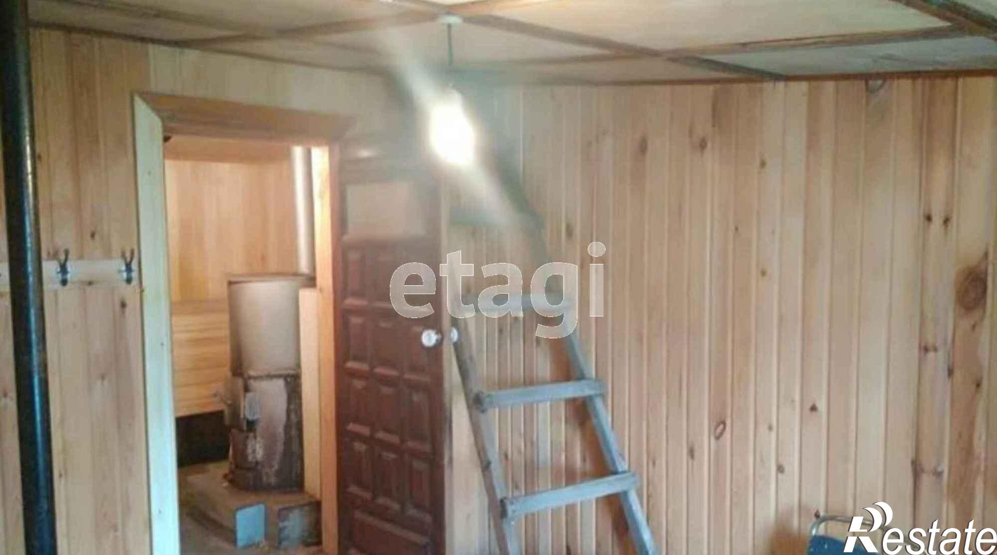 Купить дачу, дом, коттедж за 1 800 000 рублей на Солнечная,
