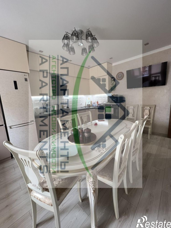 3-комн квартира Пестова ул, 15Б