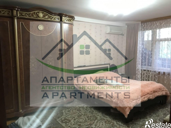 4-комн квартира Бутырина ул, 1