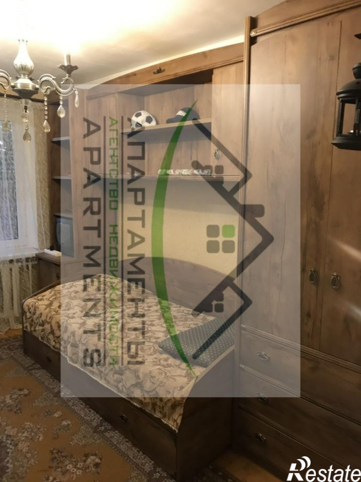 4-комн квартира Бутырина ул, 1