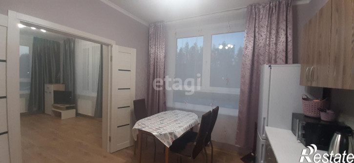 3-комн квартира Сергея Джанбровского, 13