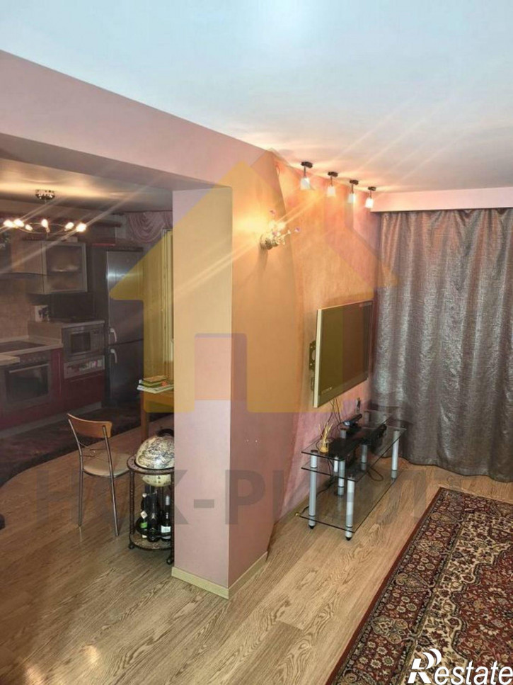 3-комн квартира мкр. Горский,53