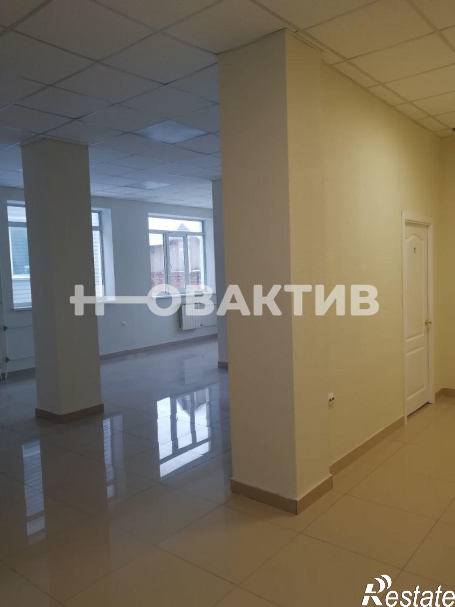 Купить торговое помещение за 14 000 000 рублей на улица Островского, 78