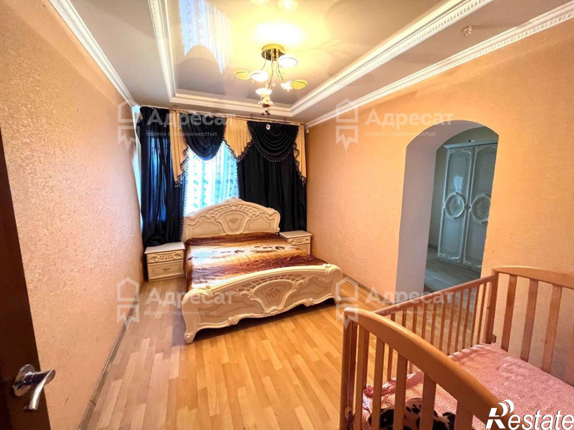 Сдать дачу, дом, коттедж за 80 000 рублей на ул. Летняя,  д.12