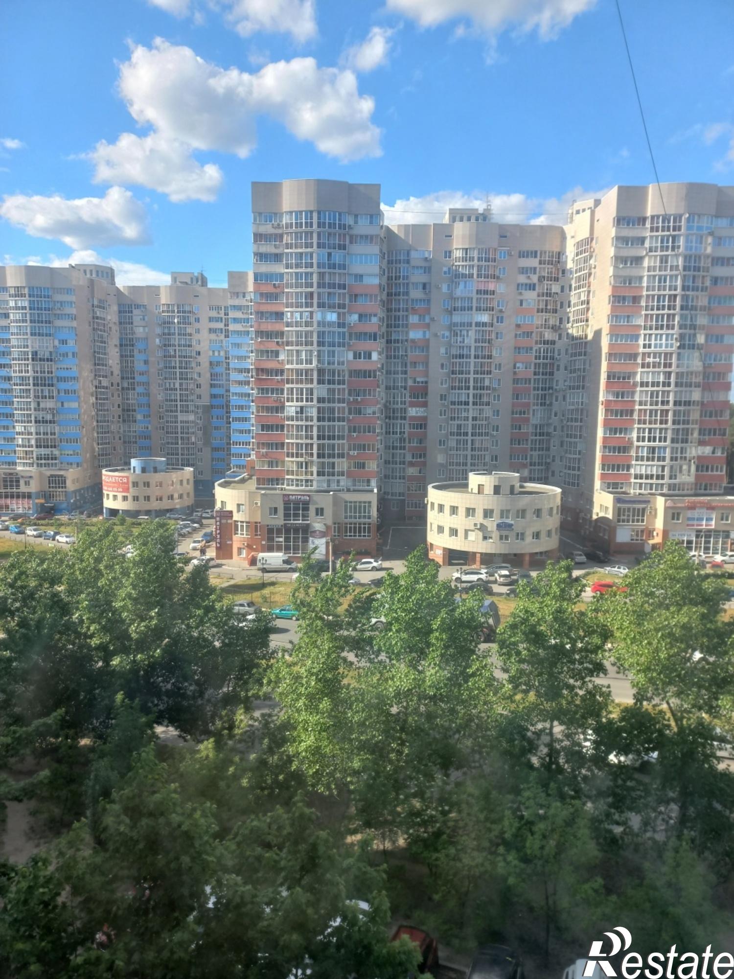 Купить квартиру за 8 800 000 рублей на Победы б-р., 43
