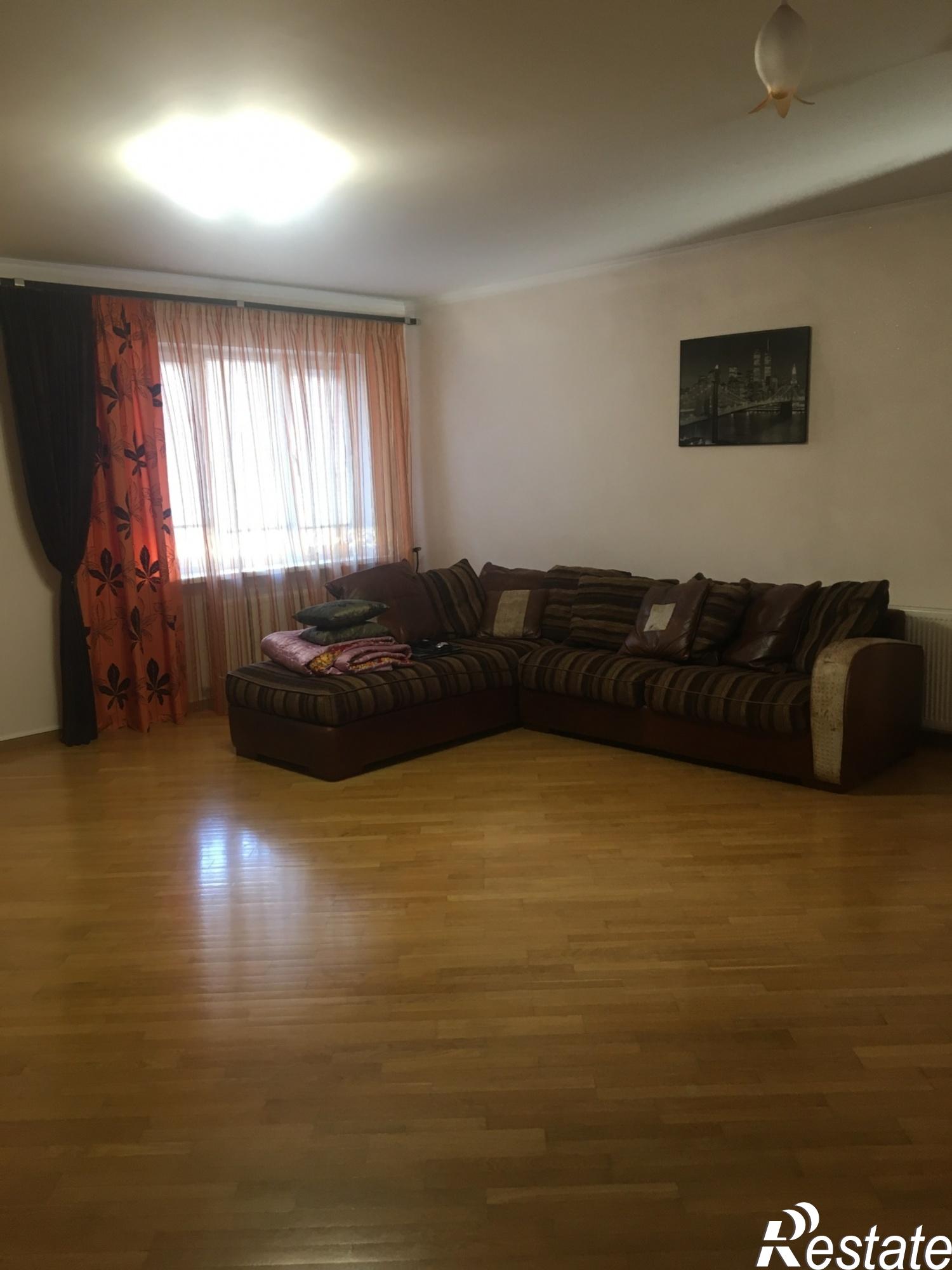 Купить дачу, дом, коттедж за 18 600 000 рублей на Кольцевой пер., 1