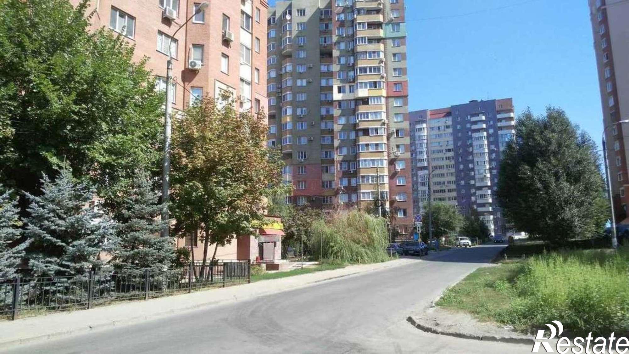 Купить торговое помещение за 16 990 000 рублей на 6-я просека, 143