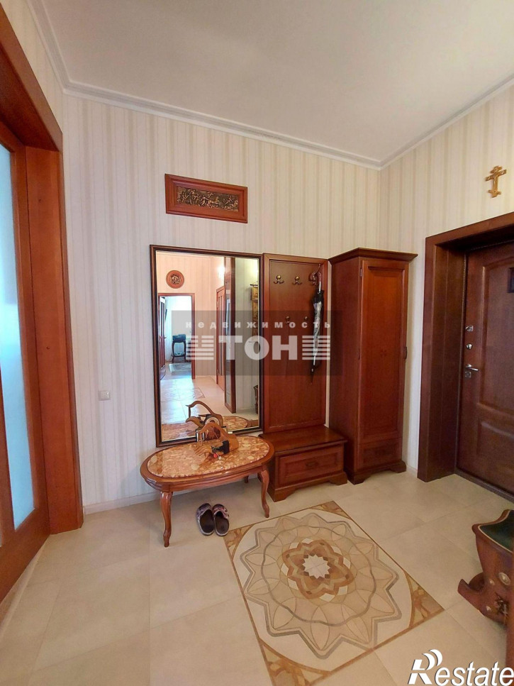 3-комн квартира ул. Новороссийская, 62