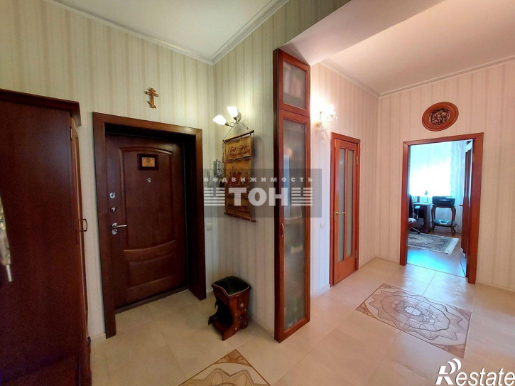 3-комн квартира ул. Новороссийская, 62