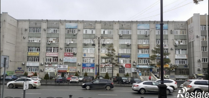 Помещение свободного назначения Республики 83