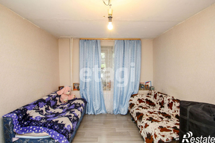 2-комн квартира Пражская (Строителей), 34